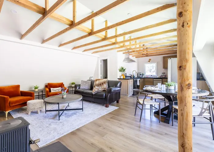Relaxing Mountain Haven By Nature's Doorstep Holiday home *