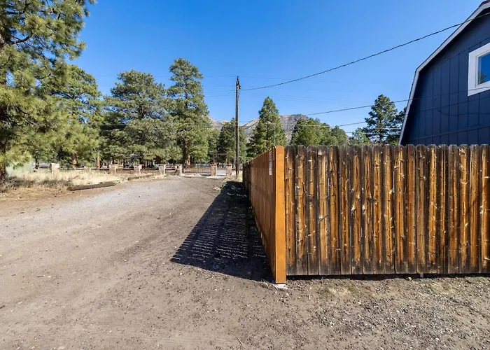 Relaxing Mountain Haven By Nature's Doorstep